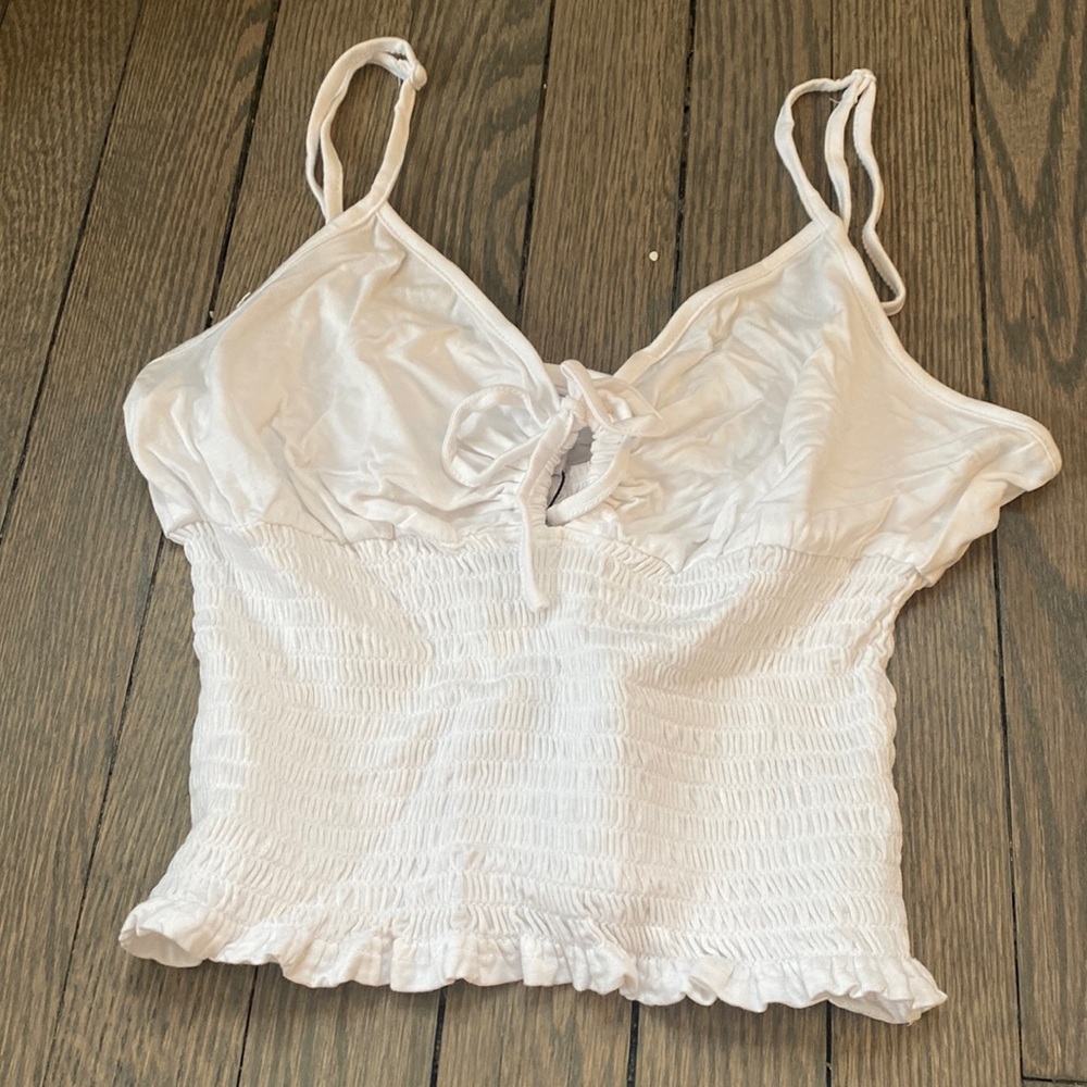 BB Dakota white crop top